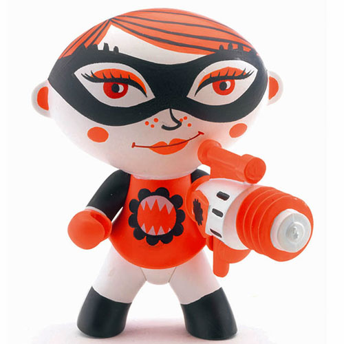 ARTY TOYS SUPEREROE FURYGIRL